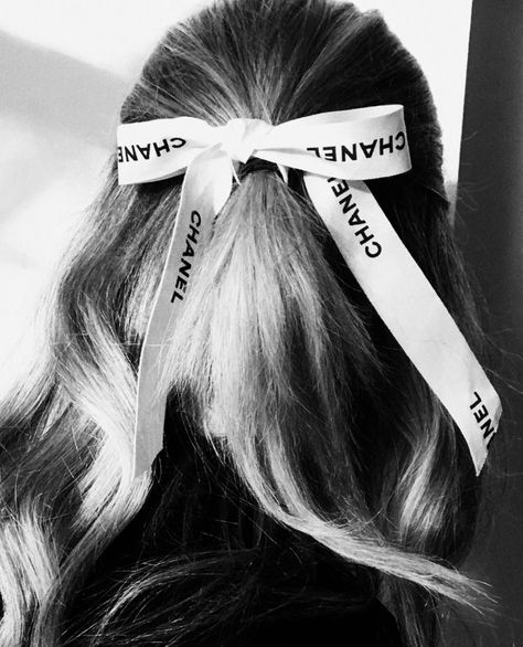 DIY  UNDER £5 How to make £340 CHANEL HAIR TIE from Chanel 22A Collection  