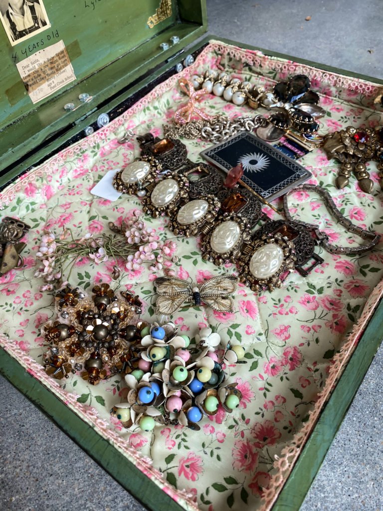 How to Repurpose Your Wardrobe