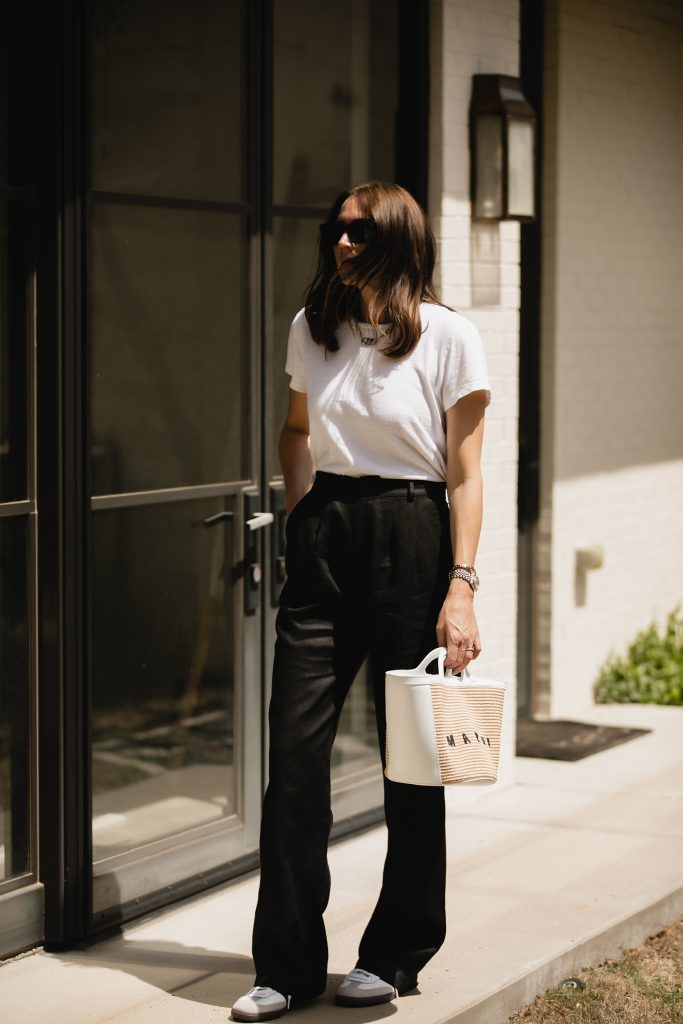 Linen Pants and T-Shirt Outfits