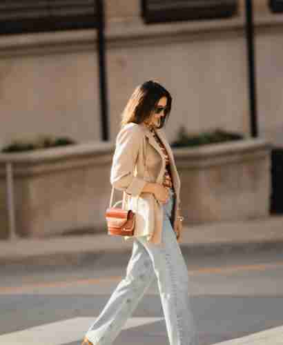 What to Wear With Straight Leg Jeans