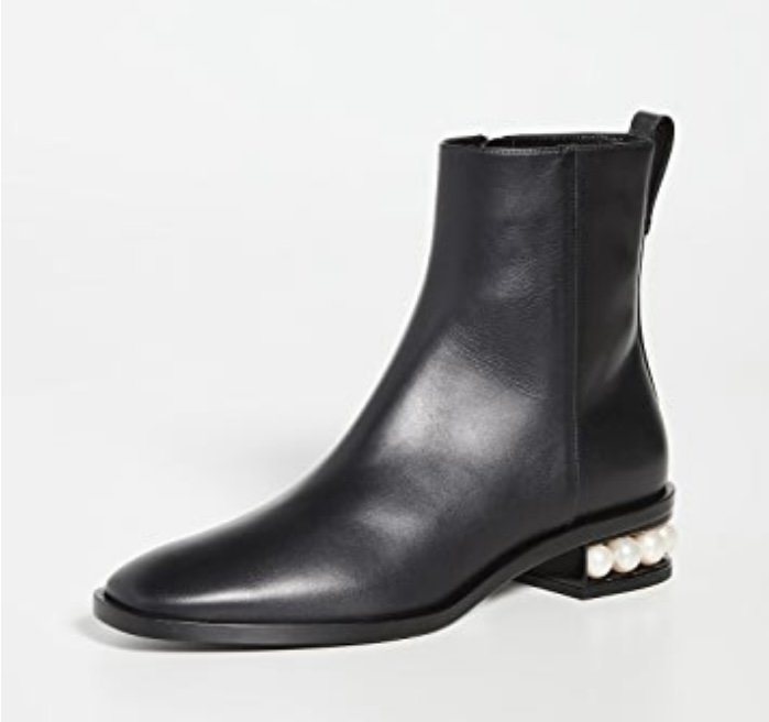 black Chelsea boot - Most Loved Fashion Items For October