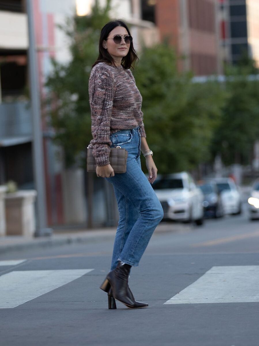 fall sweater and jeans outfit