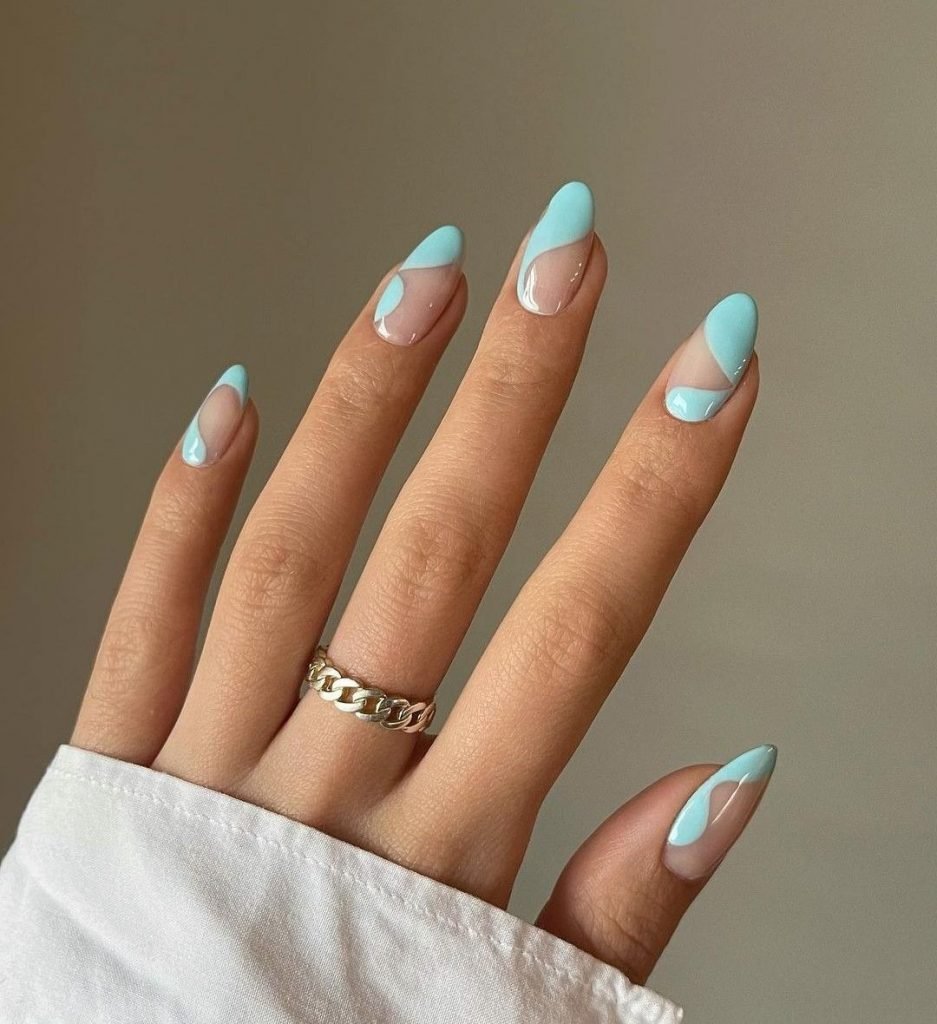 Vibrant nails for spring