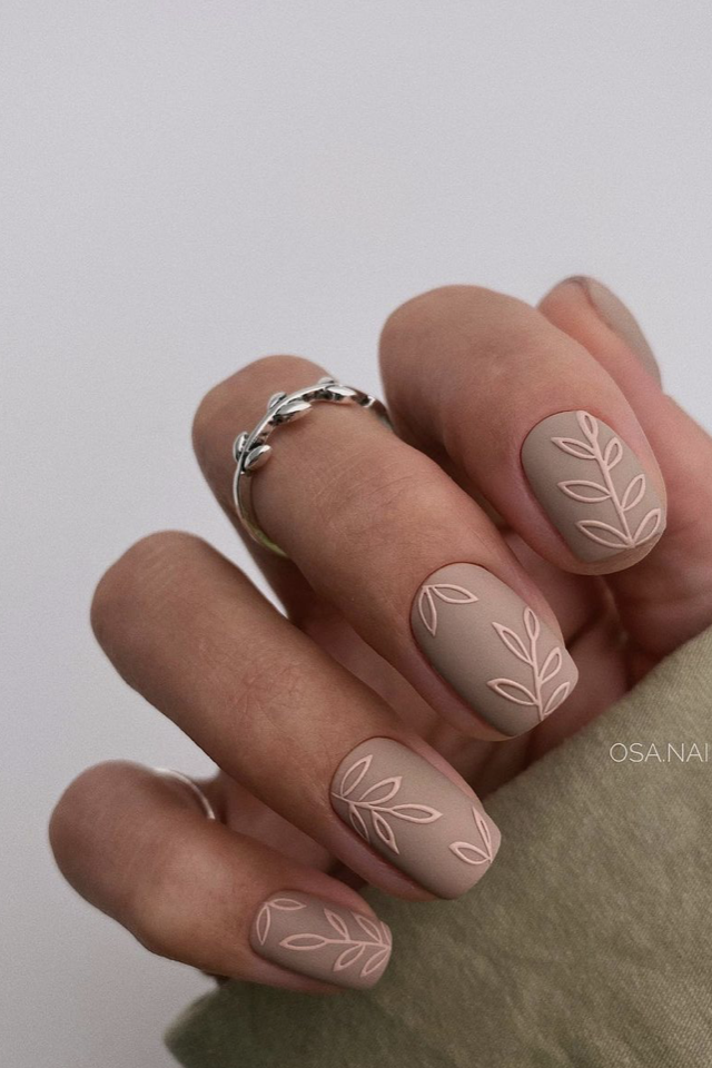 Spring Neutral Nails
