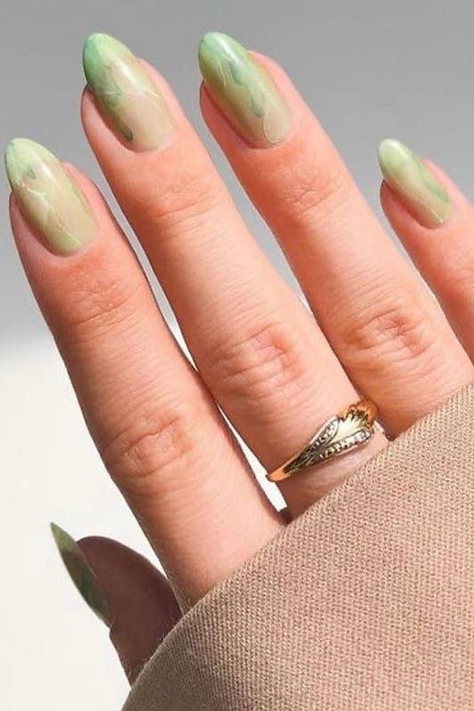 Spring Green Nail Ideas