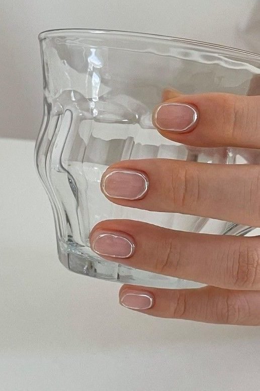 subtle nail art idea