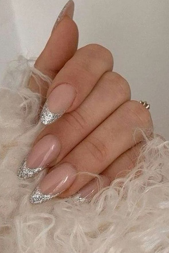 Silver Glitter Birthday Nail Ideas