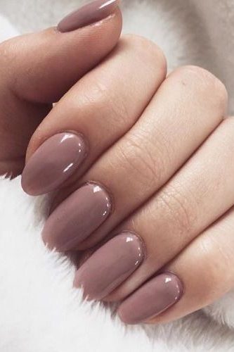Mauve nails