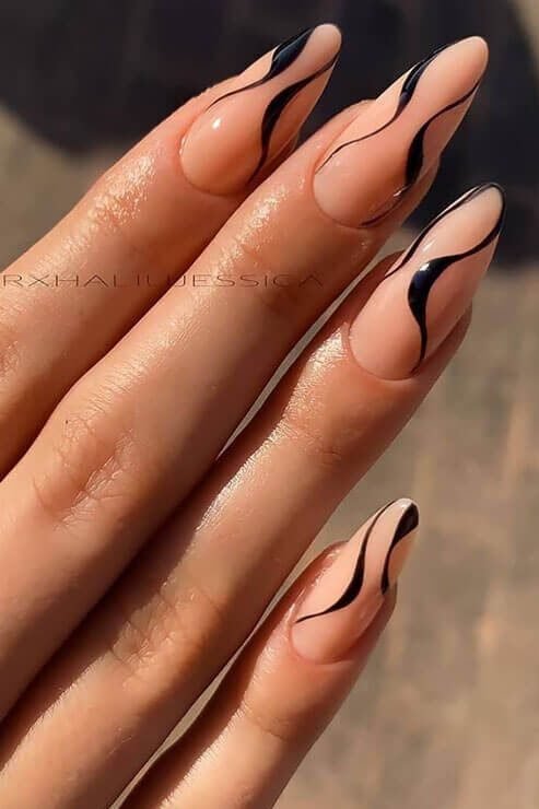 Minimalist Black Nail Art