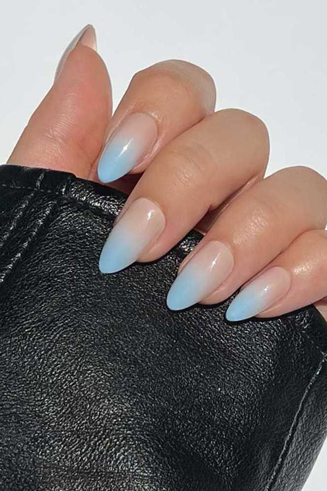 blue ombre nails