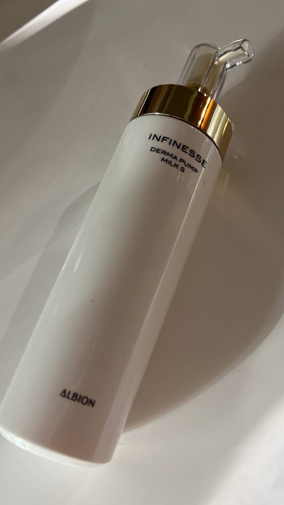 Albion INFINESSE Derma Pump Milk S Review