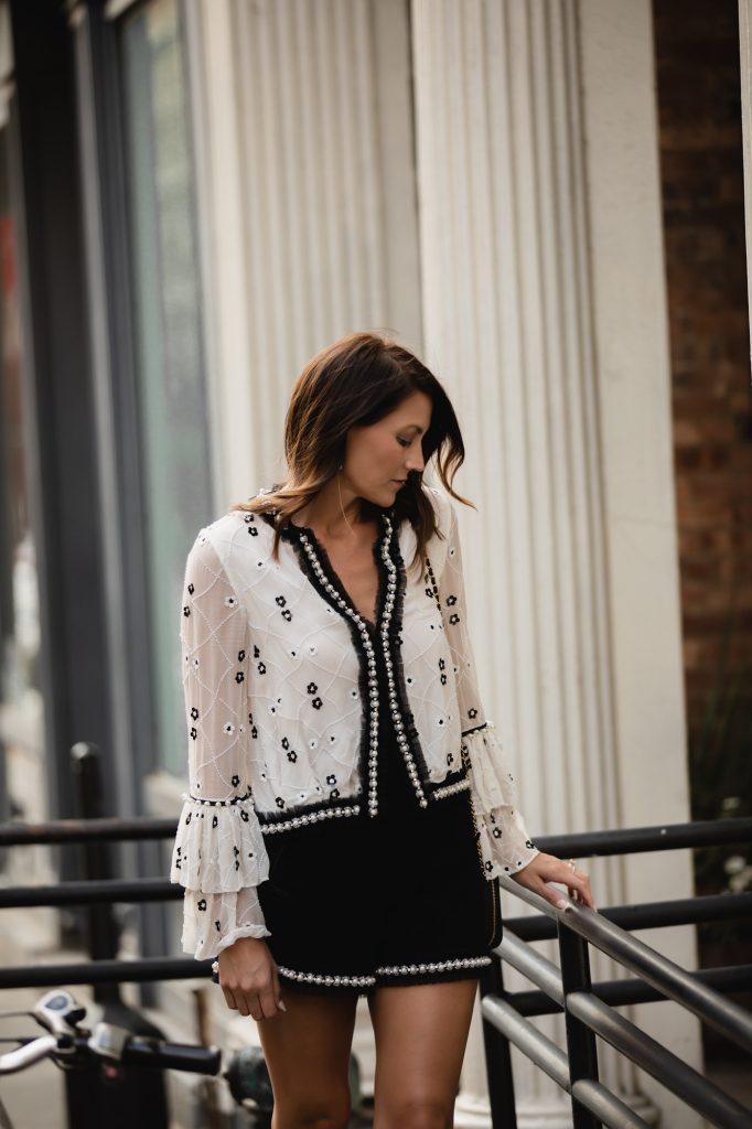 Black and White Skirt Outfit Ideas