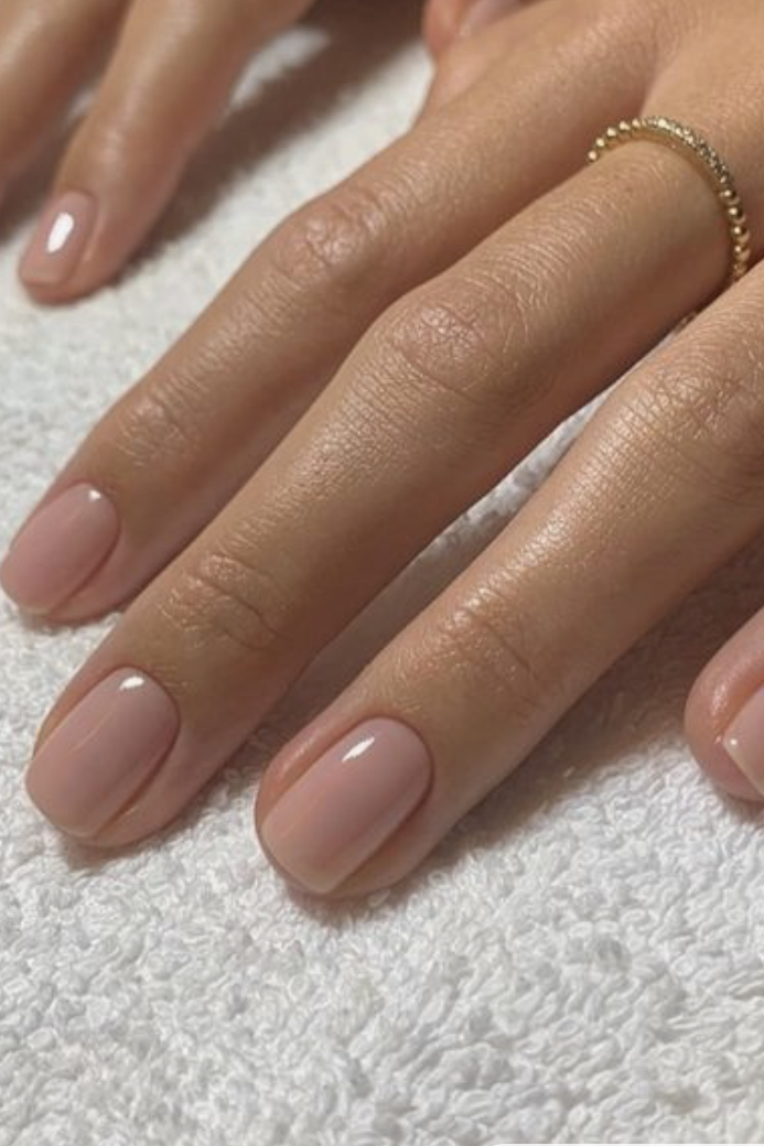 Neutral Wedding Nail Ideas