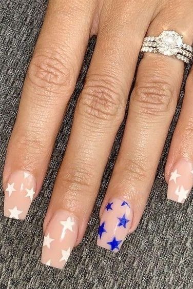 Festive Star Nails 