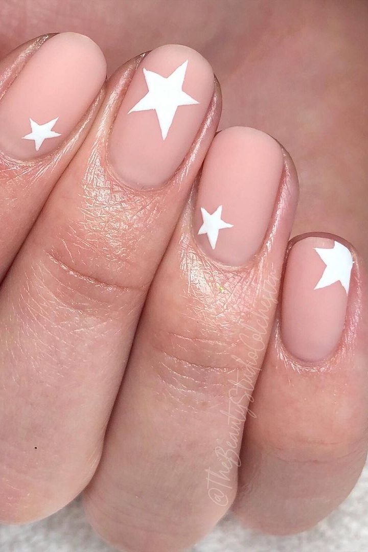 Memorial Day White Nails