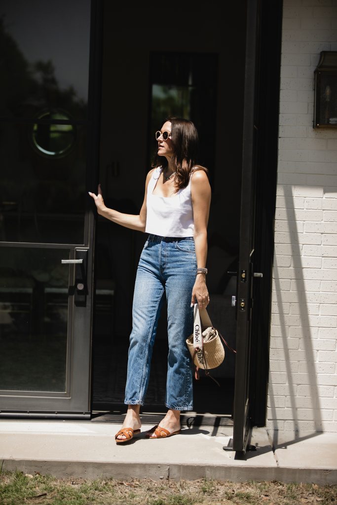 Spring Mom Jean Outfit