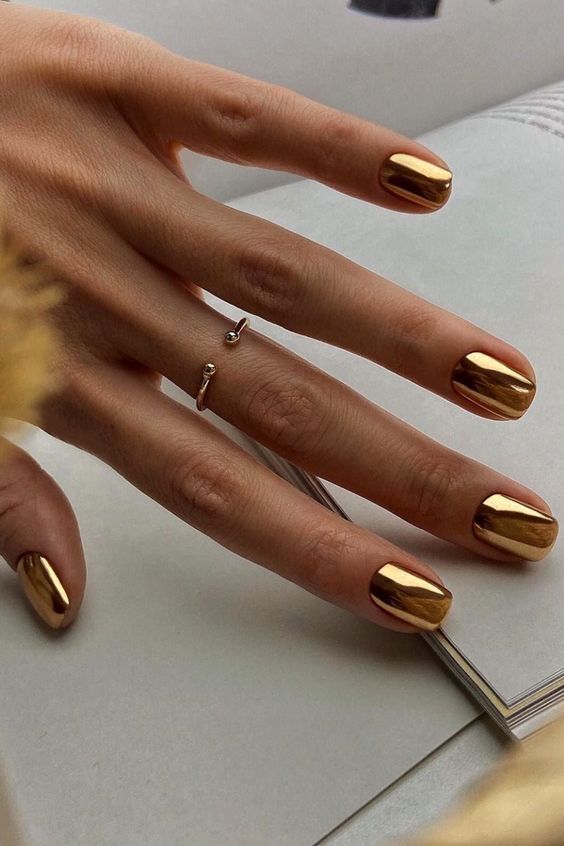 Gold Metallic Nail Ideas