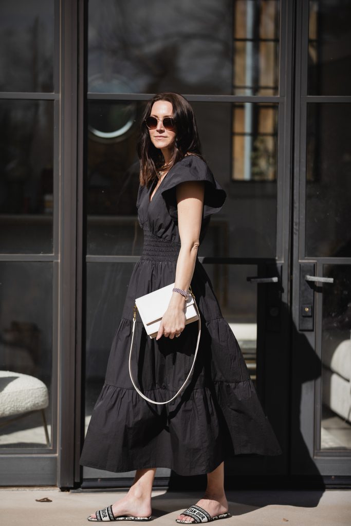 Classy Ways to Wear Black in Summer