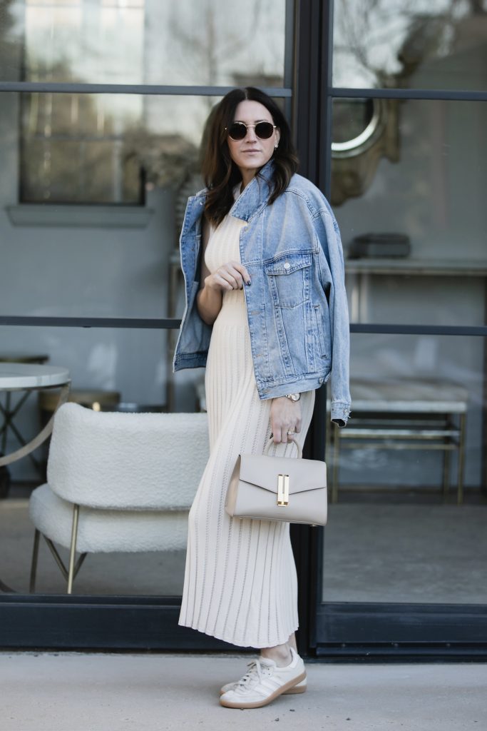 knit dress and blue denim jacket outfit idea