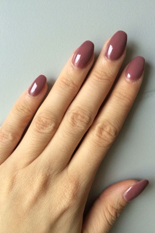 Mauve Fall Nail Trends for 2023
