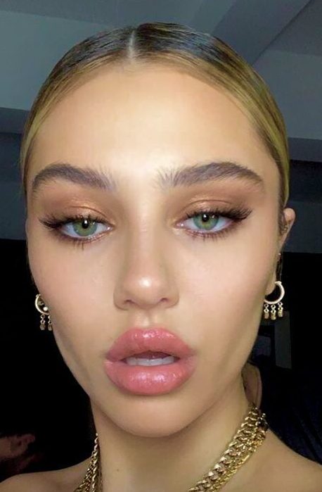 Bronzed Neutral Eyeshadow Looks
