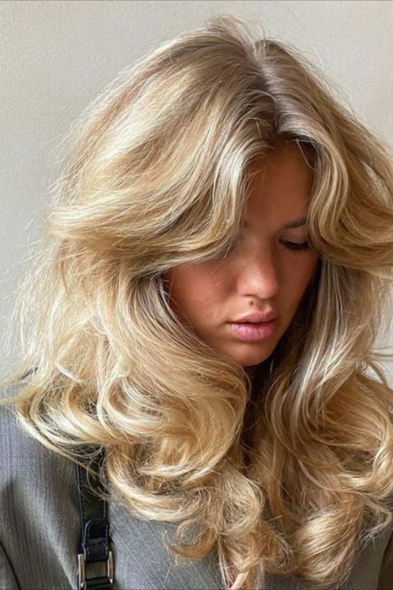 Medium Length 90's Blowout