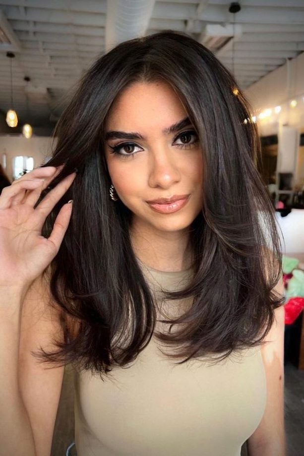 Medium Length 90's Blowout