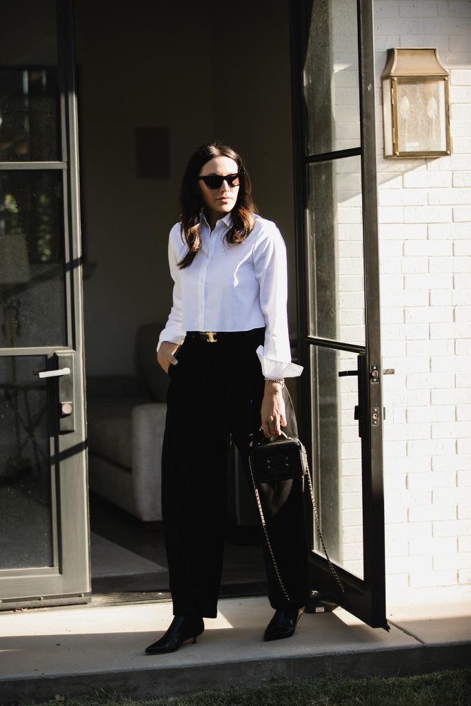 White Button Down Shirt Black Jean Outfits for Fall