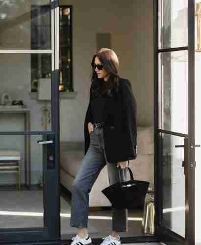 Classy Grey Jean Outfit Ideas for Fall