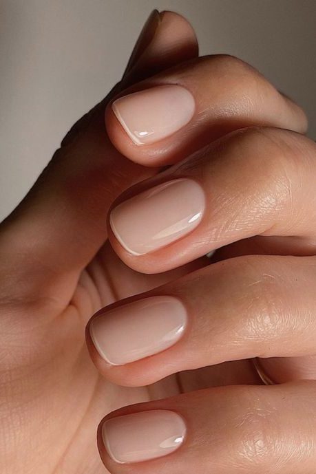 Lipgloss Nude Nail color