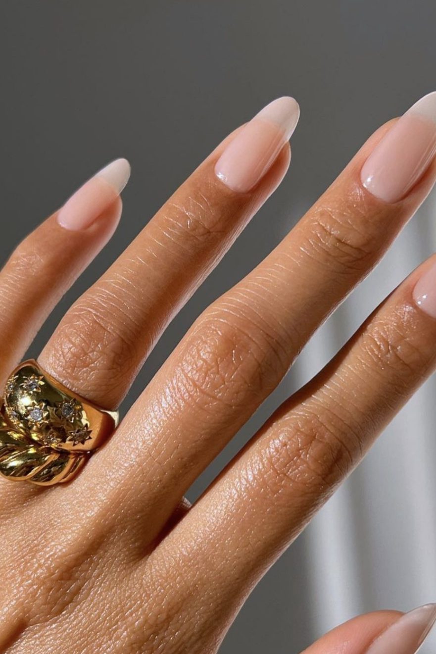Lipgloss Nude Nails
