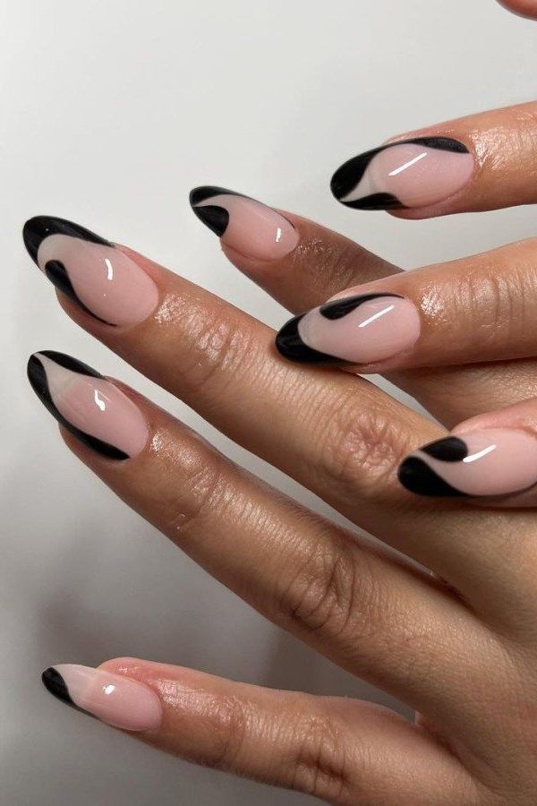 Black nail art