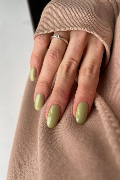Pistachio Green Nails