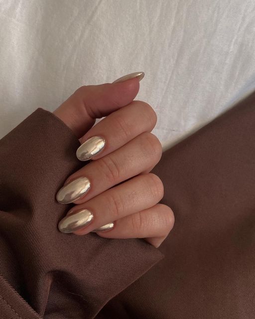 date night manicure