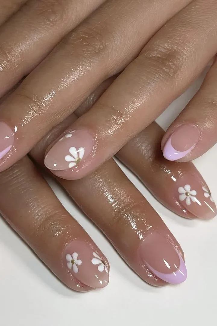 pastel lilac nails