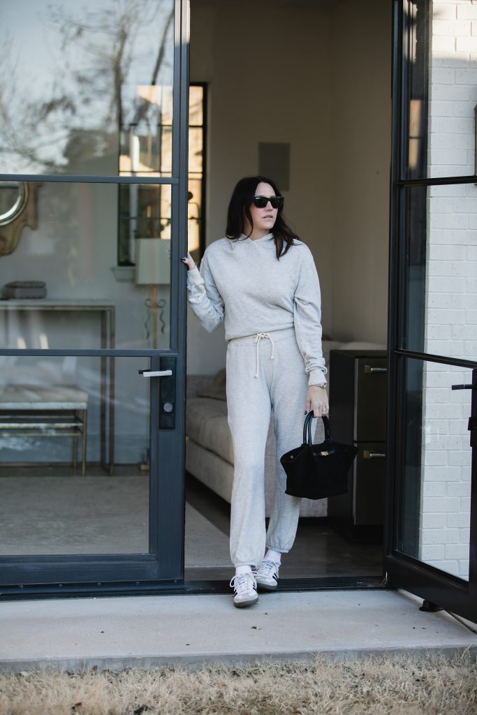 sweatsuit outfit idea