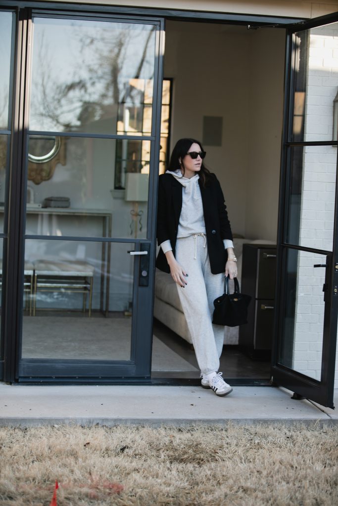 sweatsuit outfit