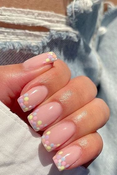 Pastel polka dot nails