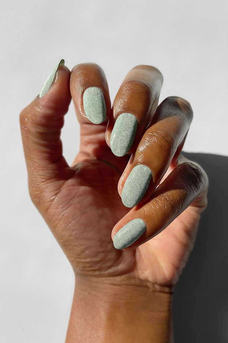 pastel green manicure