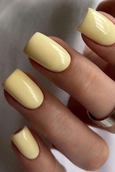 light yellow Easter Nails