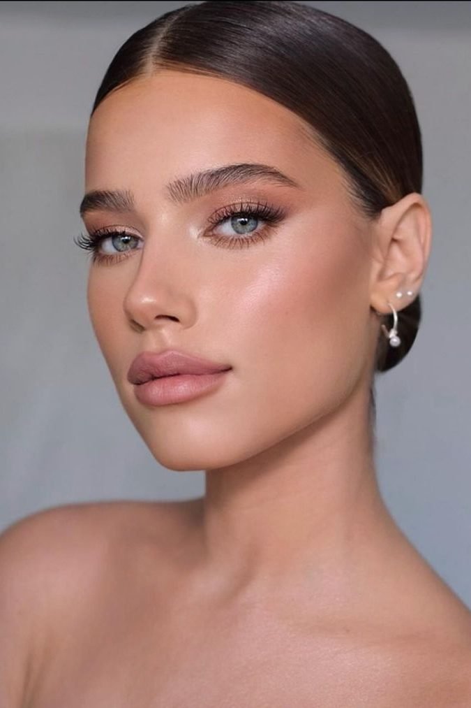 Soft Glam Old Money Makeup ideas