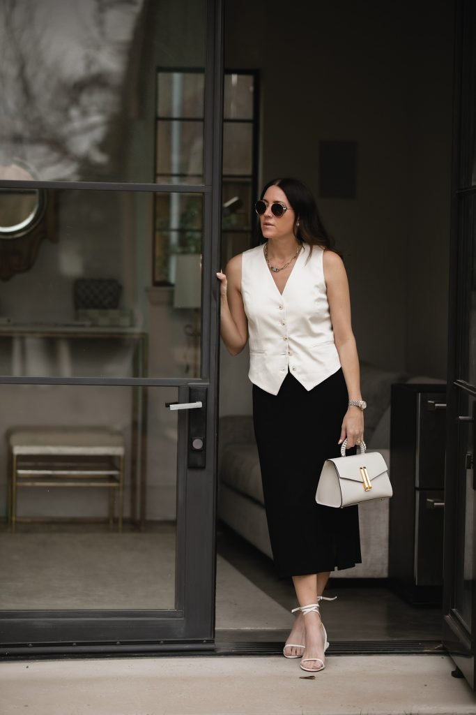Classy Ways to Style a White Vest