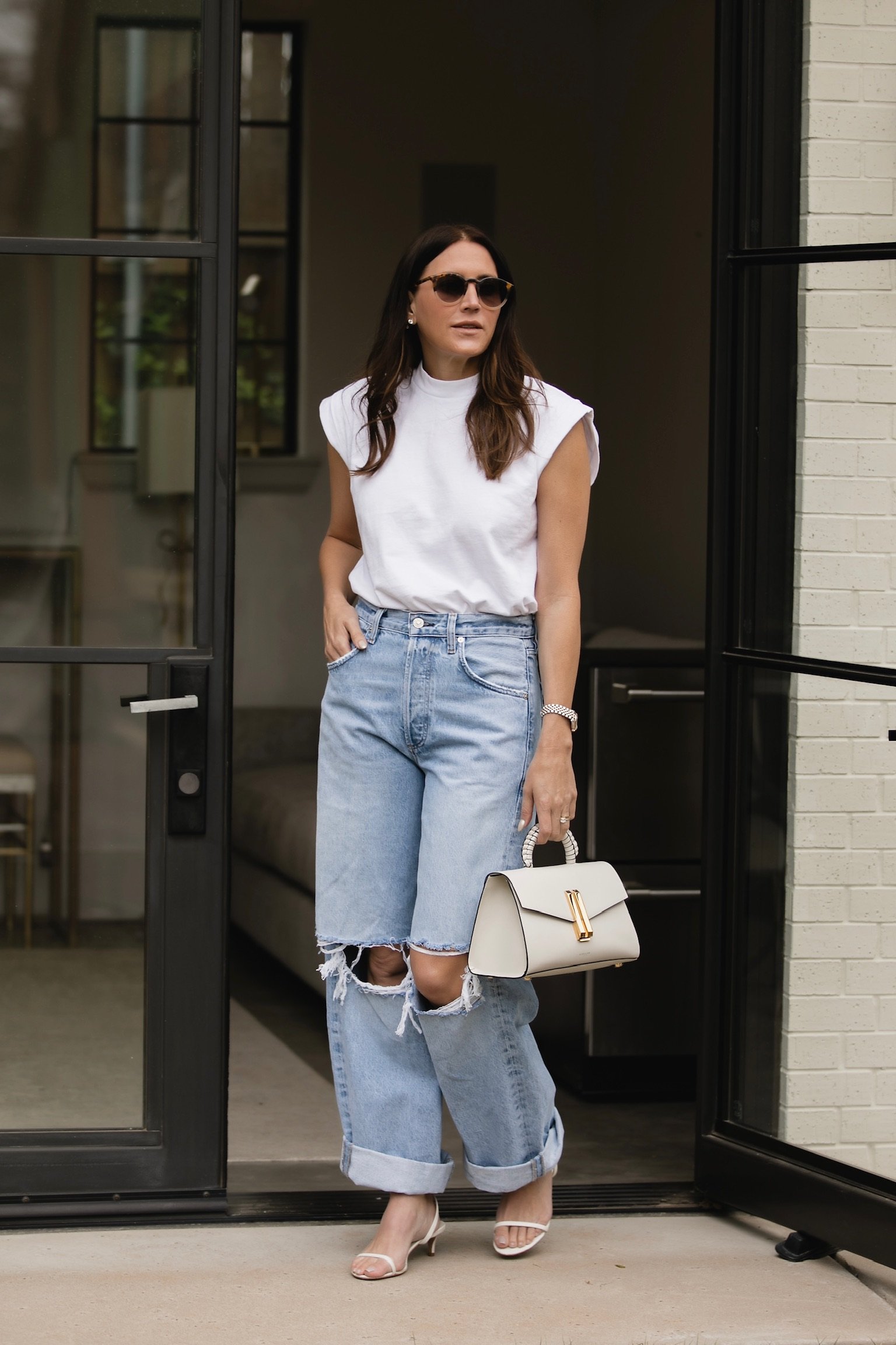 How To Make Baggy Pants Look Good the gray details