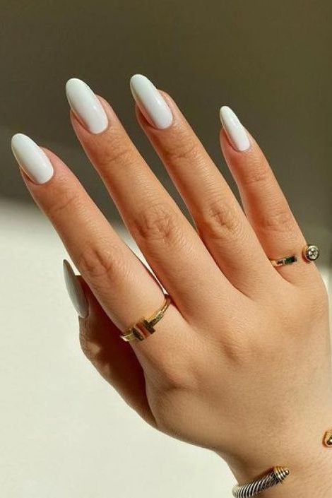 White manicure