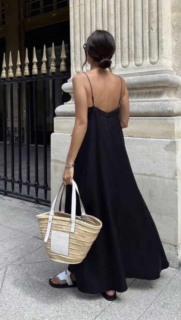 May Outfits inspiration to recreate - black Maxi Dress 