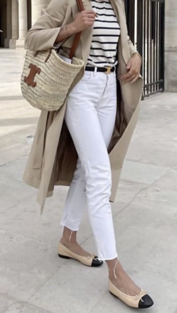 May Outfits inspiration to recreate - white jeans and striped shirt 