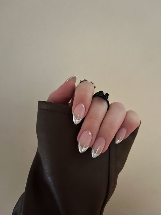date nails