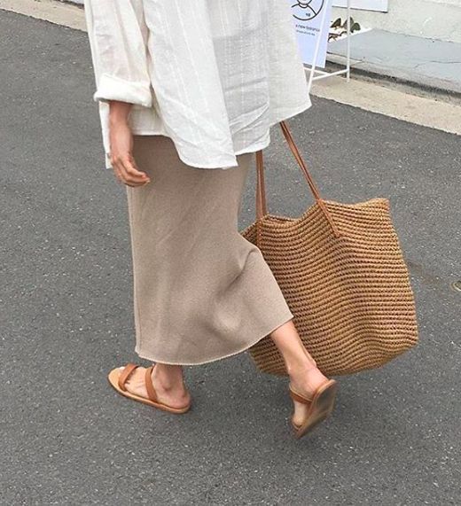 Straw Bag Outfit idea | How to Style the Coastal Grandmother Trend