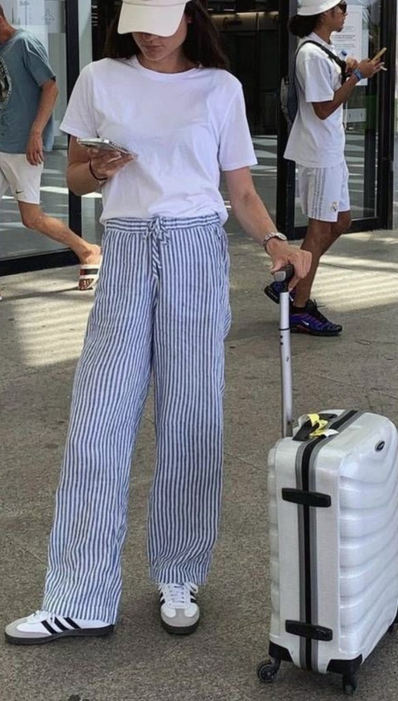 Striped Pants and t-shirt outfit