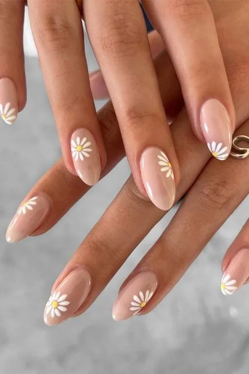 Floral nail art ideas